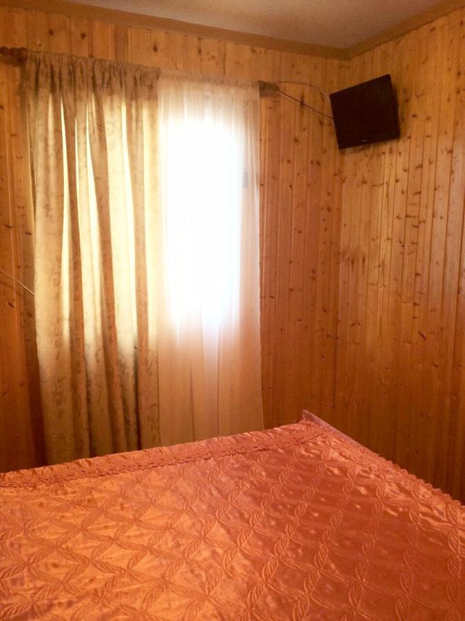 Guesthouse On Zheleznodorozhnaya Soechoemi Buitenkant foto