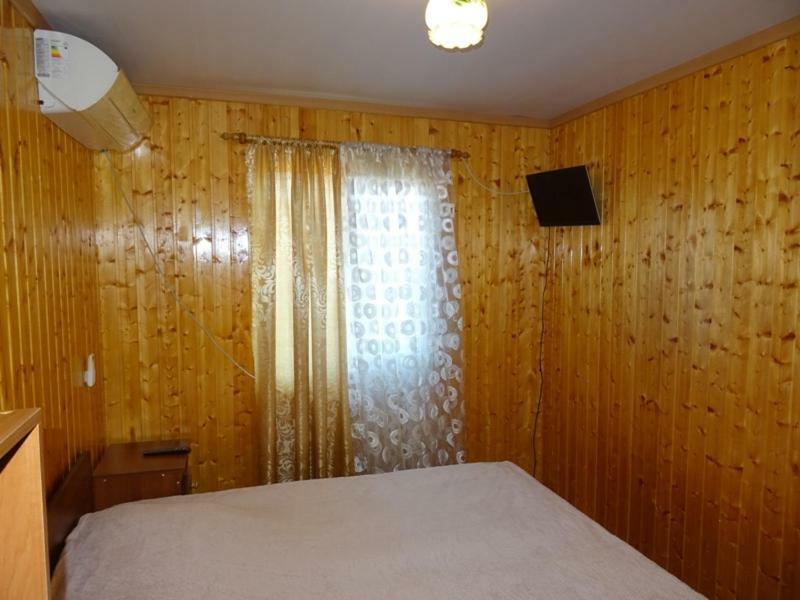 Guesthouse On Zheleznodorozhnaya Soechoemi Buitenkant foto