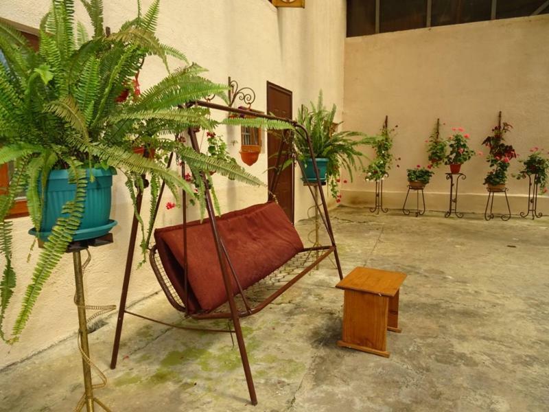Guesthouse On Zheleznodorozhnaya Soechoemi Buitenkant foto