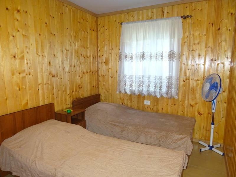 Guesthouse On Zheleznodorozhnaya Soechoemi Buitenkant foto